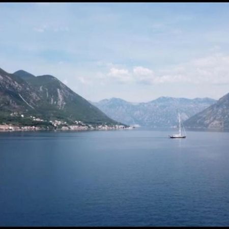 Lovely Apartment Jovan 3,With A View Of The Bay And Free Wi-Fi Kotor Eksteriør billede