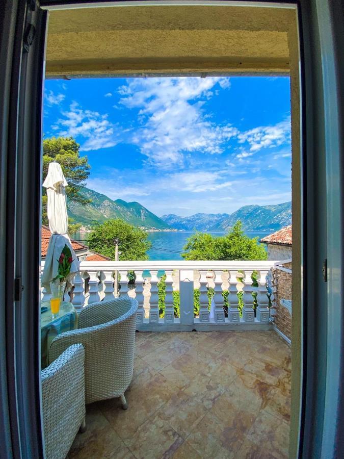 Lovely Apartment Jovan 3,With A View Of The Bay And Free Wi-Fi Kotor Eksteriør billede