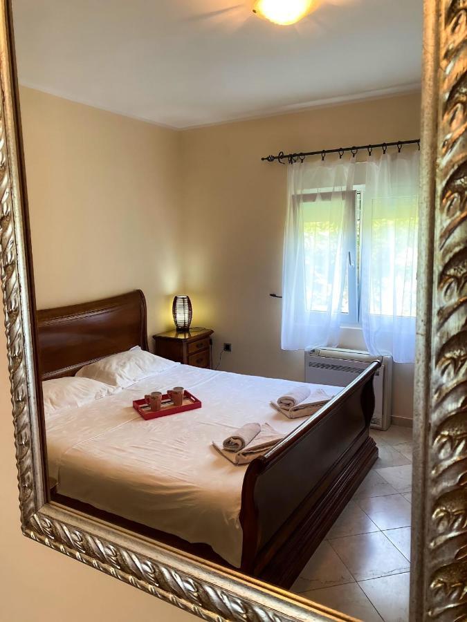 Lovely Apartment Jovan 3,With A View Of The Bay And Free Wi-Fi Kotor Eksteriør billede